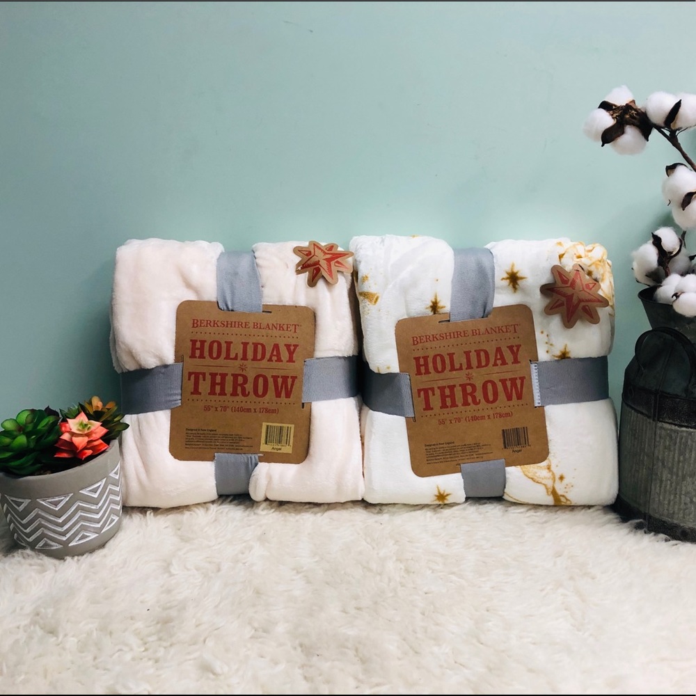 Berkshire | Blanket Holiday Throw Set | 2 Pieces | White & Cream (PM_B40)